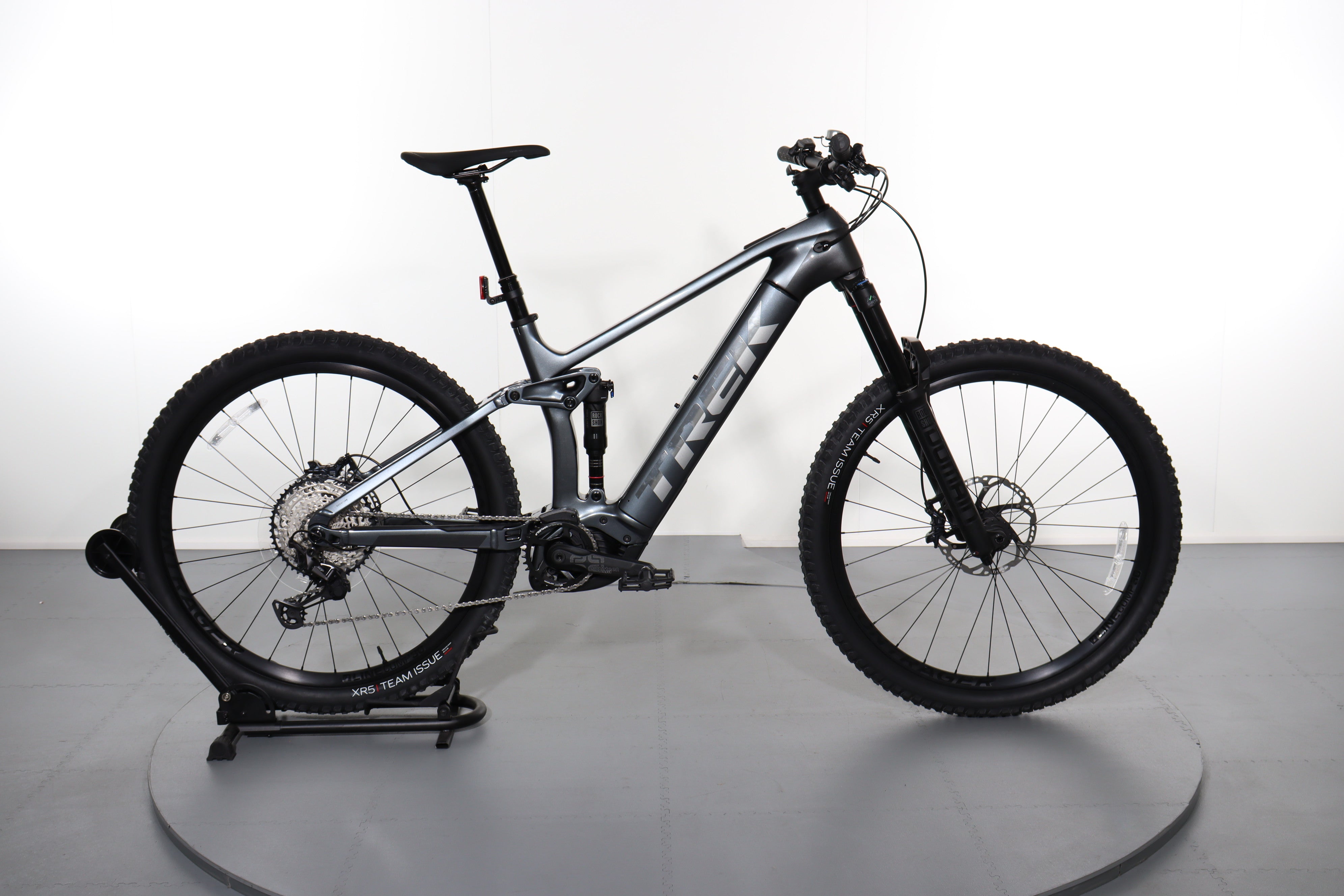 TREK 「トレック」 RAIL 9.7 2021年モデル カスタム eBIKE ◇◇トレック TREK レイル9.7 RAIL 9.7 2021年モデル カーボン 電動