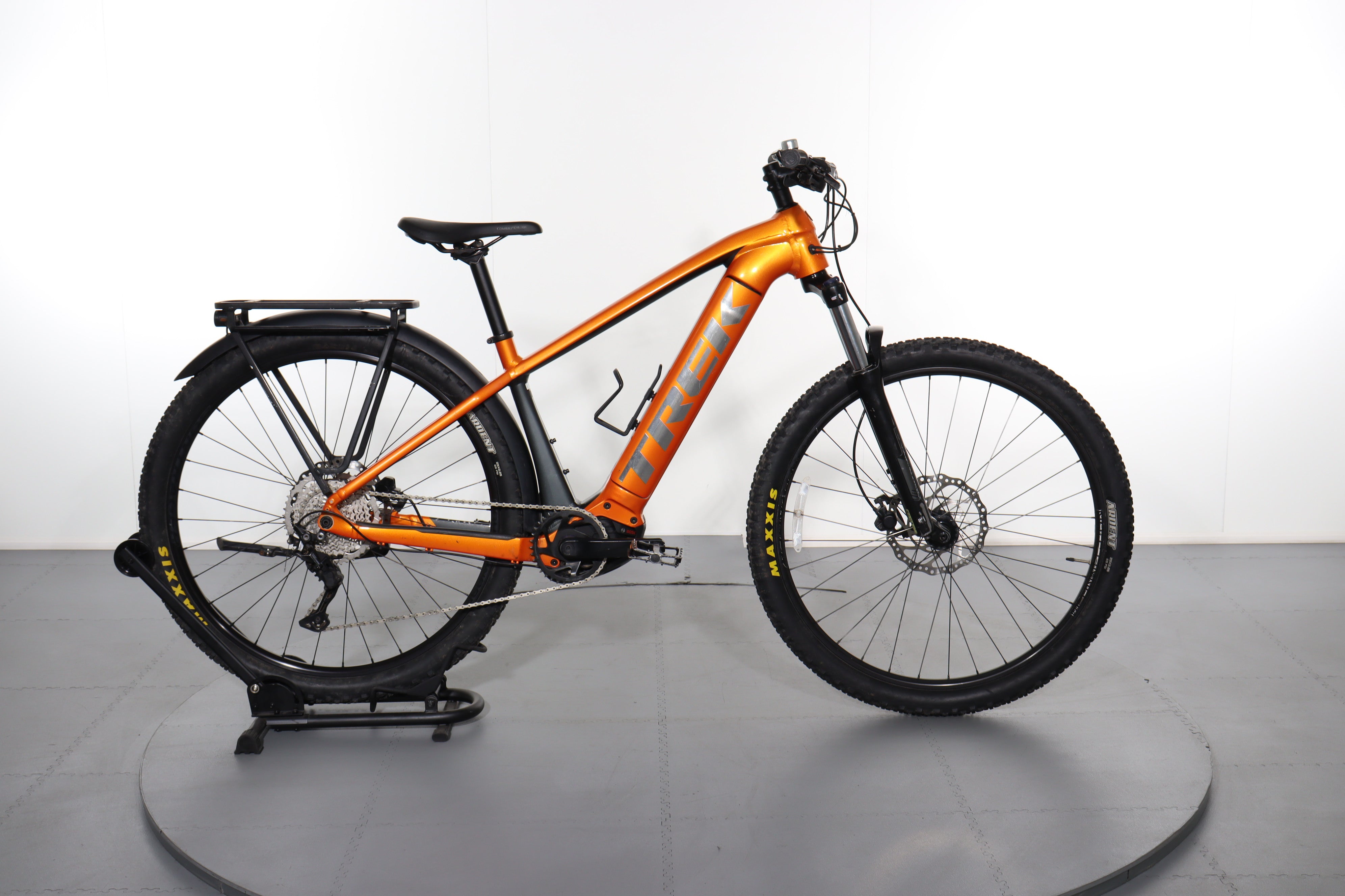 TREK Powerfly4 e-bike トトロ Trek Powerfly 4 - Machinery Row Bicycles