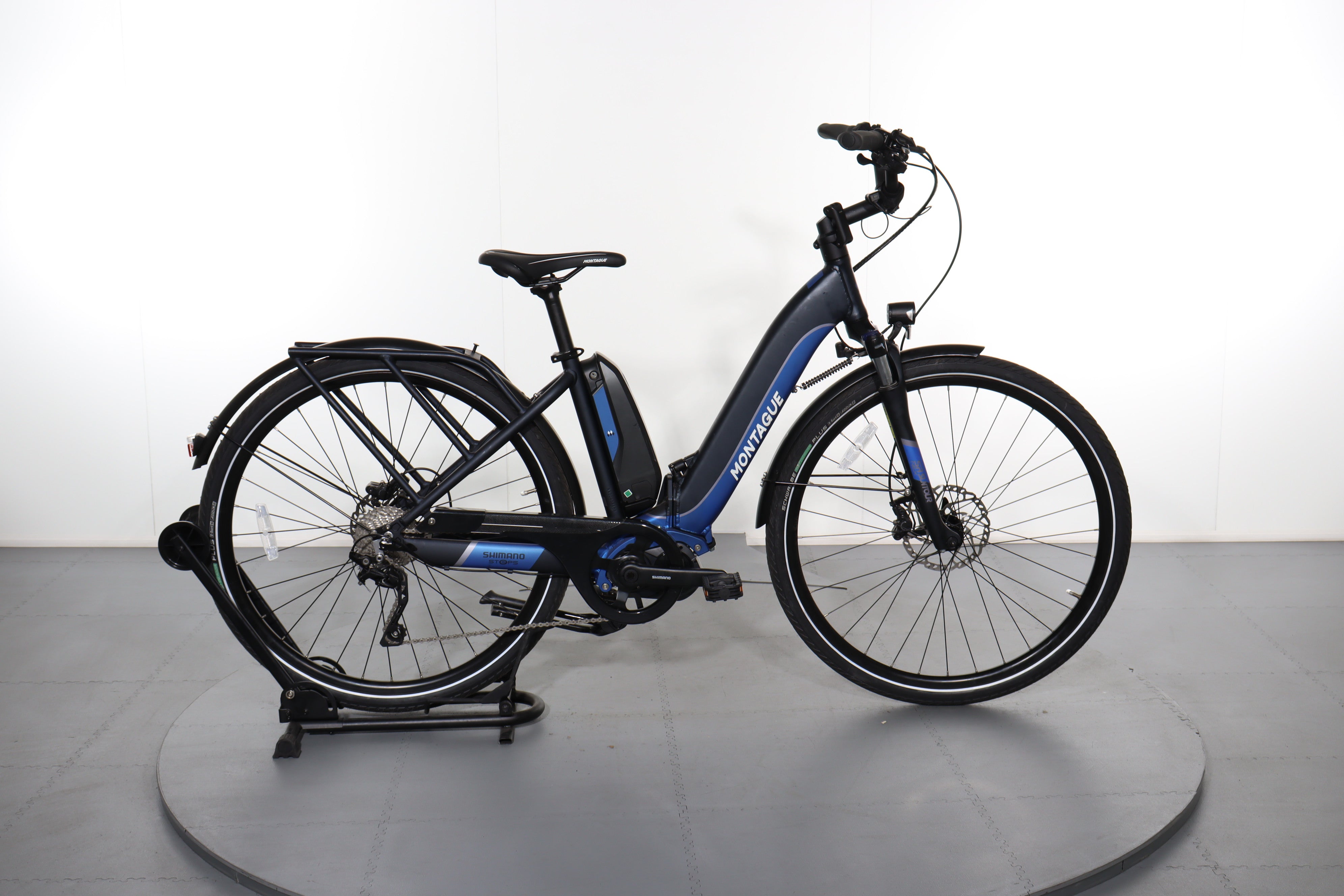 Montague Bikes Full Size Folding E Bike Montague Paratrooper