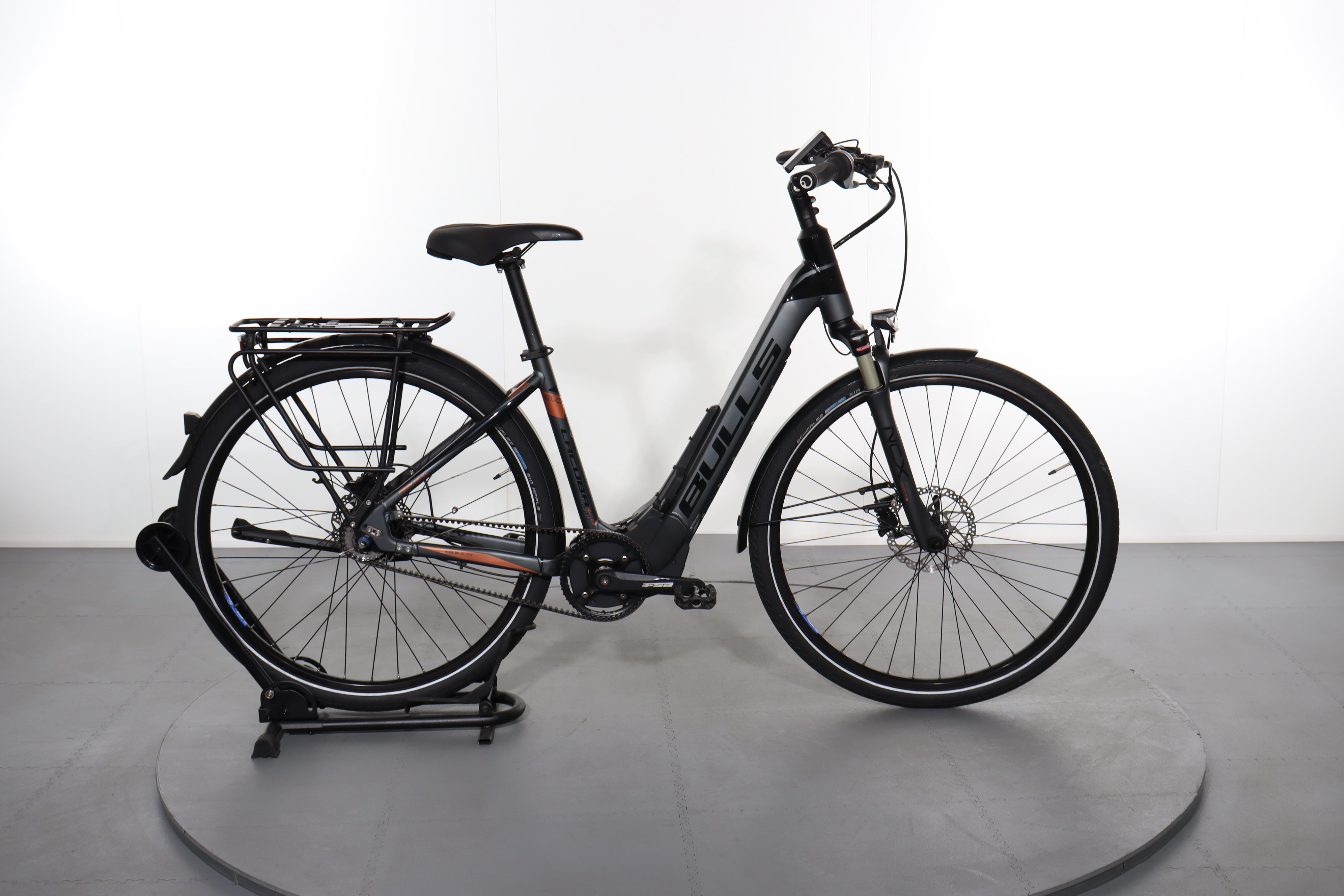 bulls e bike trekking / touring Bulls Lacuba Evo E8 Wave e-bike refurbished