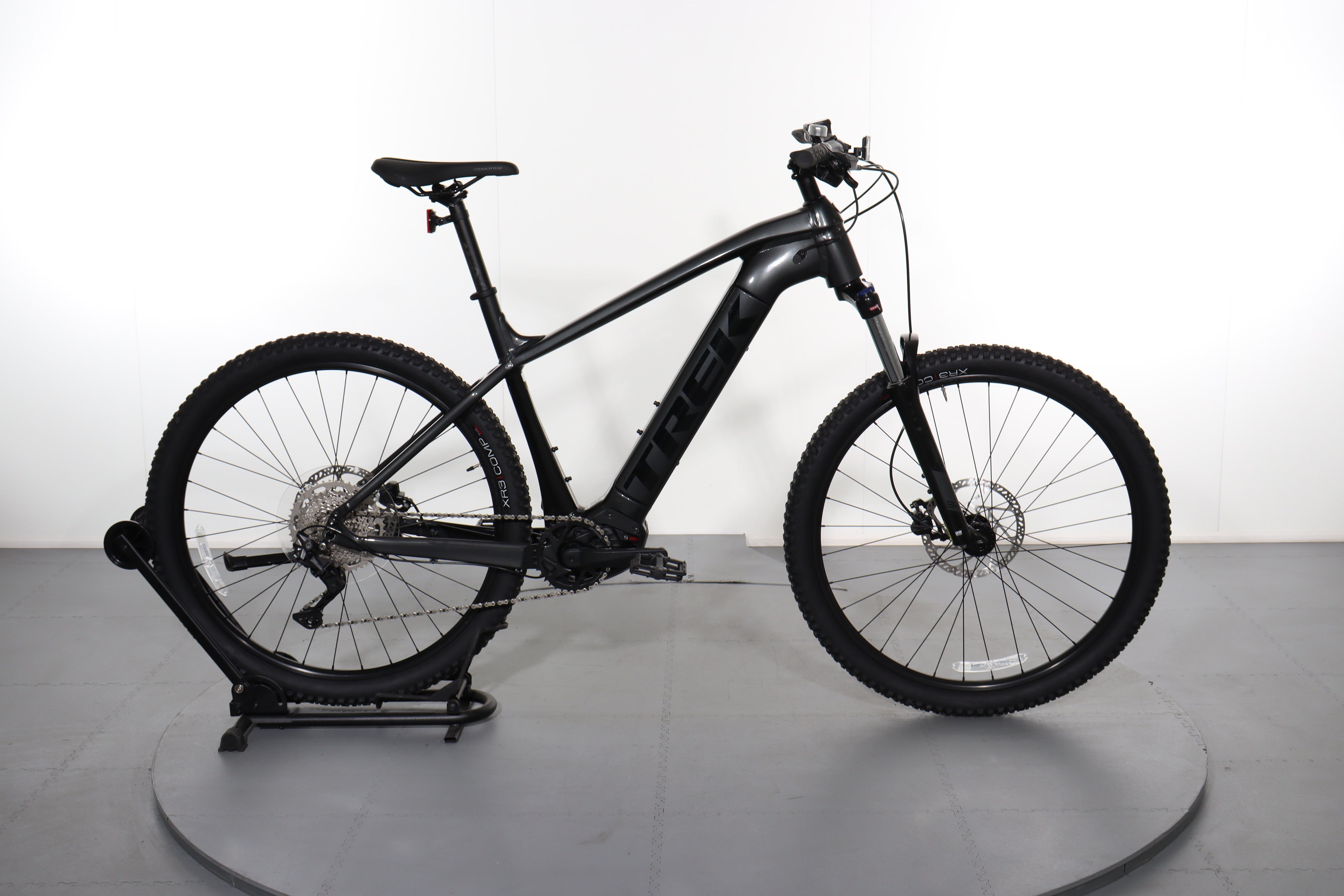 （引き取り限定)TREK POWERFLY 4 マウンテンバイク E-MTB Certified Trek Powerfly 4 e-bike | Upway
