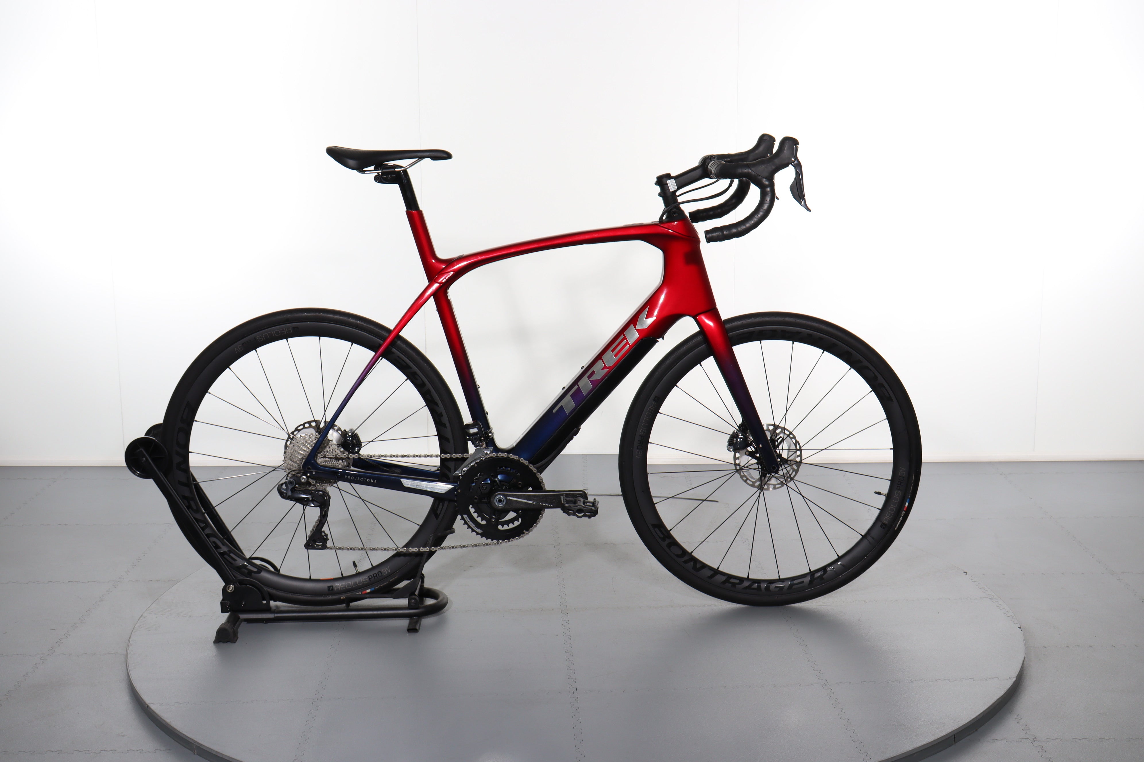 Trek Domane LT 7 Gen 1 e bike refurbished Upway